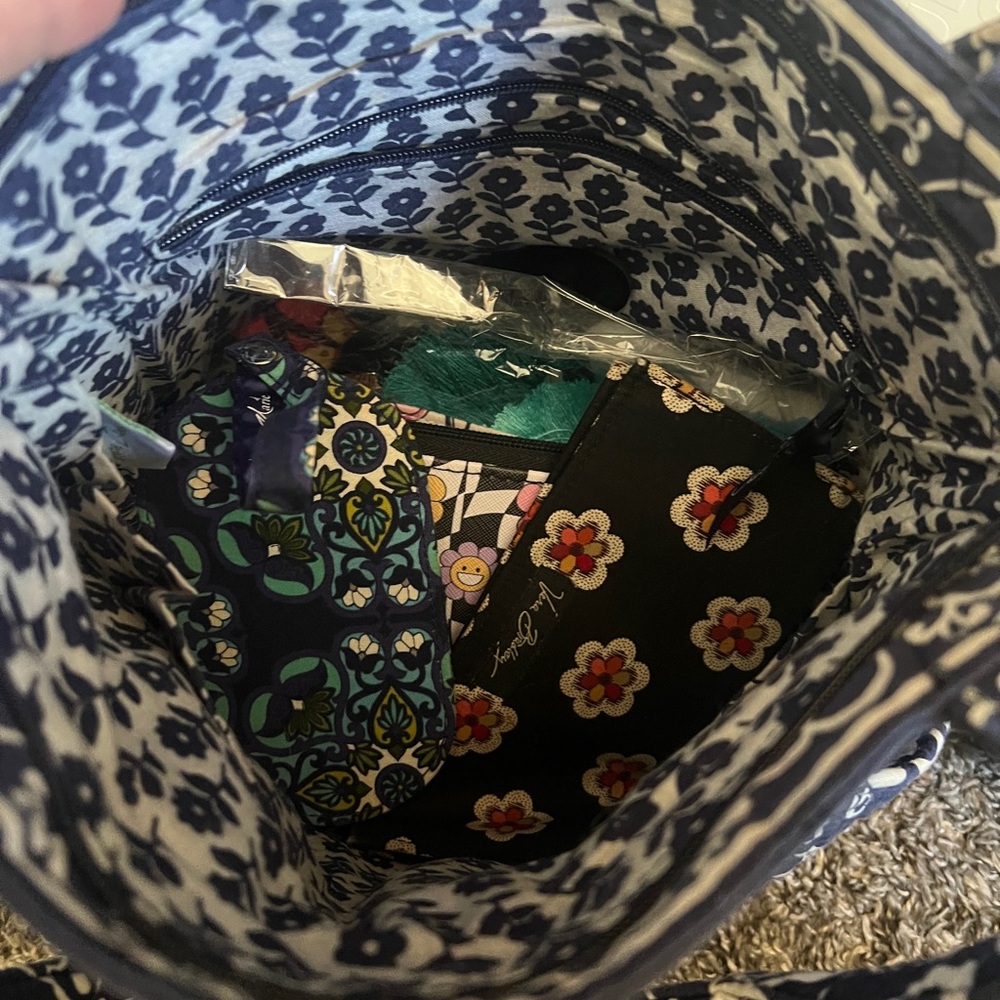 Vera Bradley purse grab bag comes with the 15 mystery items